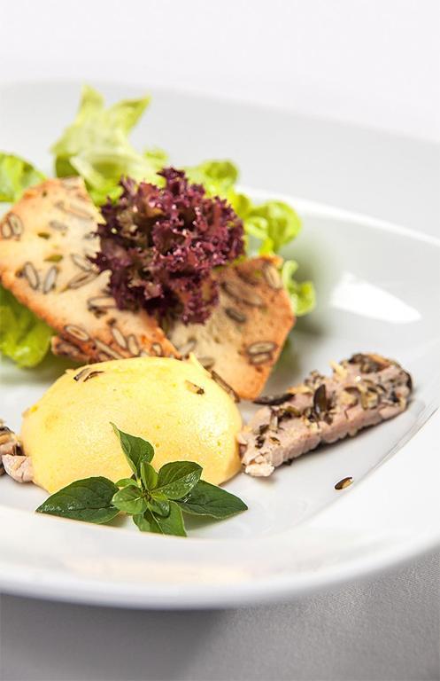Hotel Sammer Neufelden Ngoại thất bức ảnh
